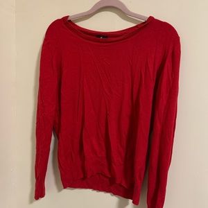 super comfy red sweater 💫